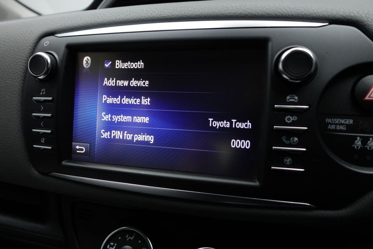 Toyota Yaris - Image 7