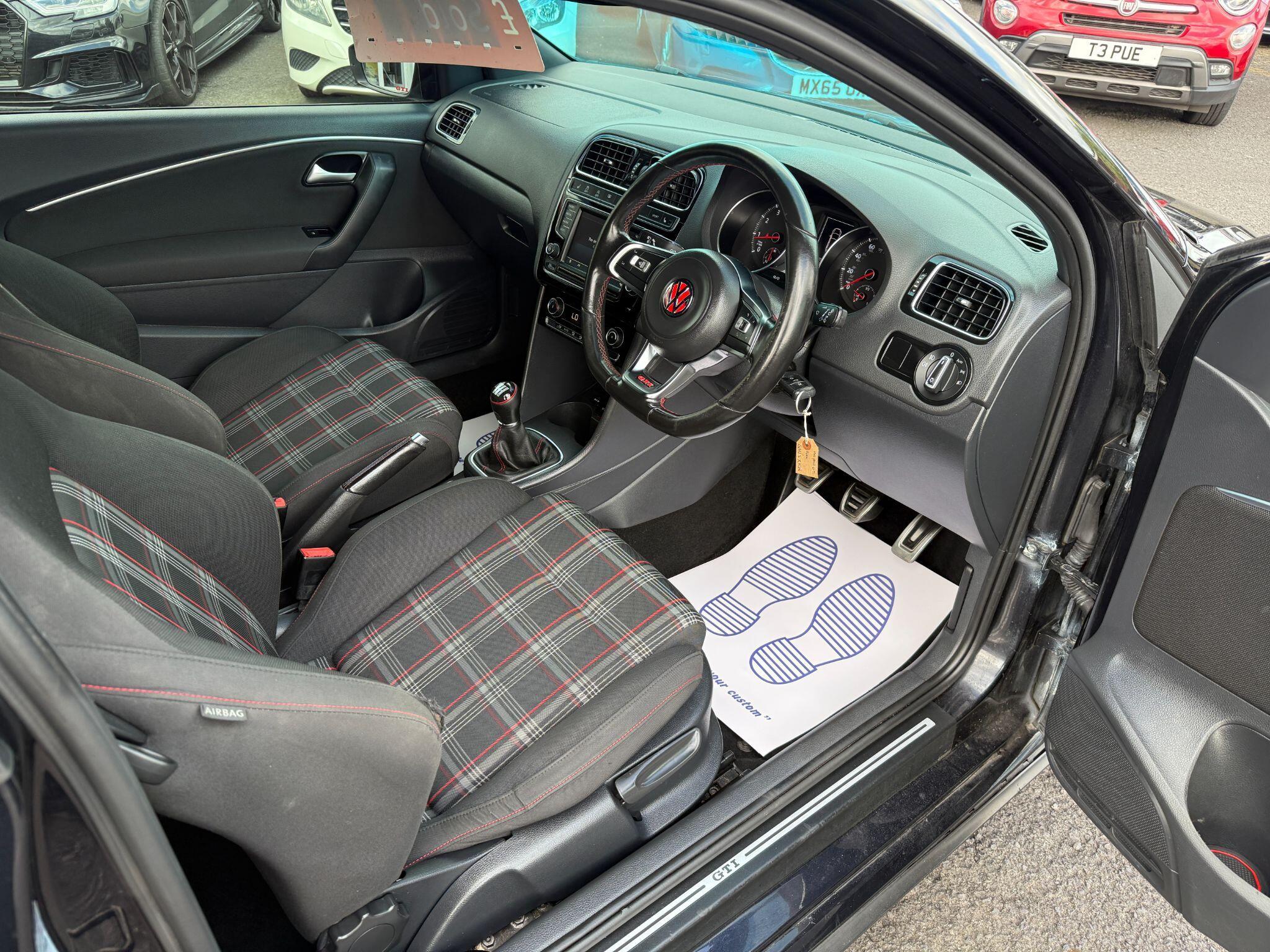 Volkswagen Polo - Image 26