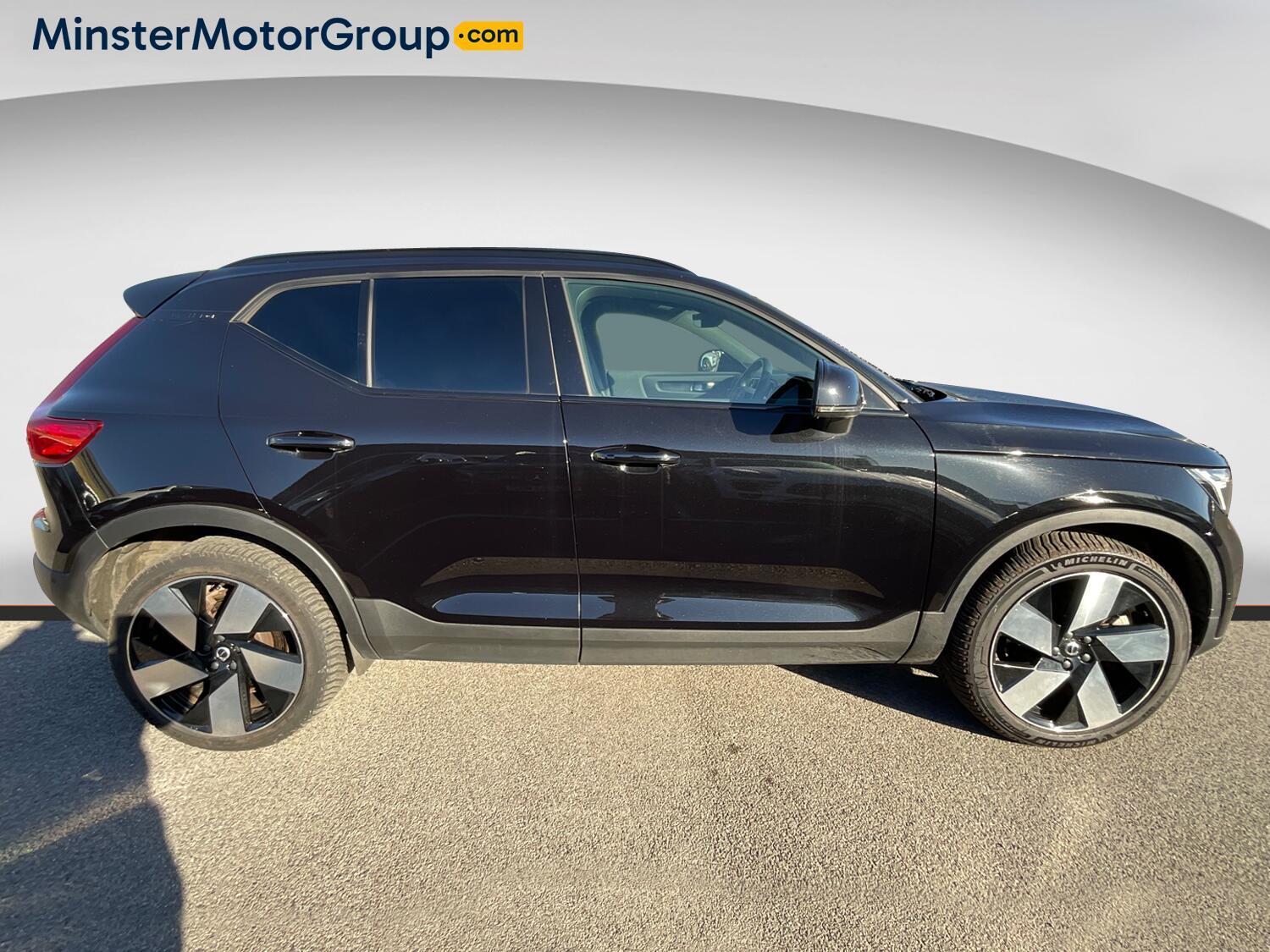 Volvo XC40 - Image 2