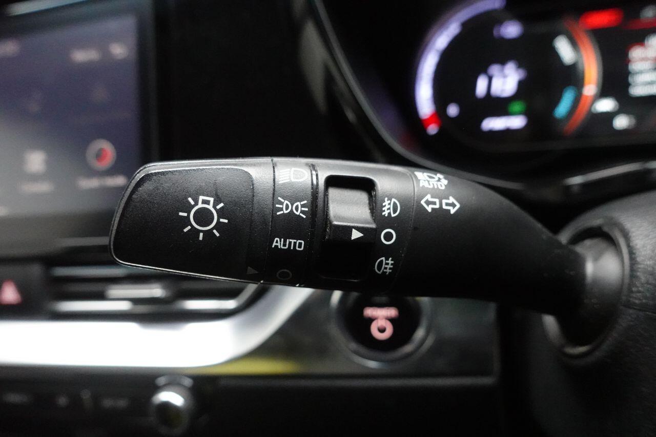 Kia Niro - Image 43