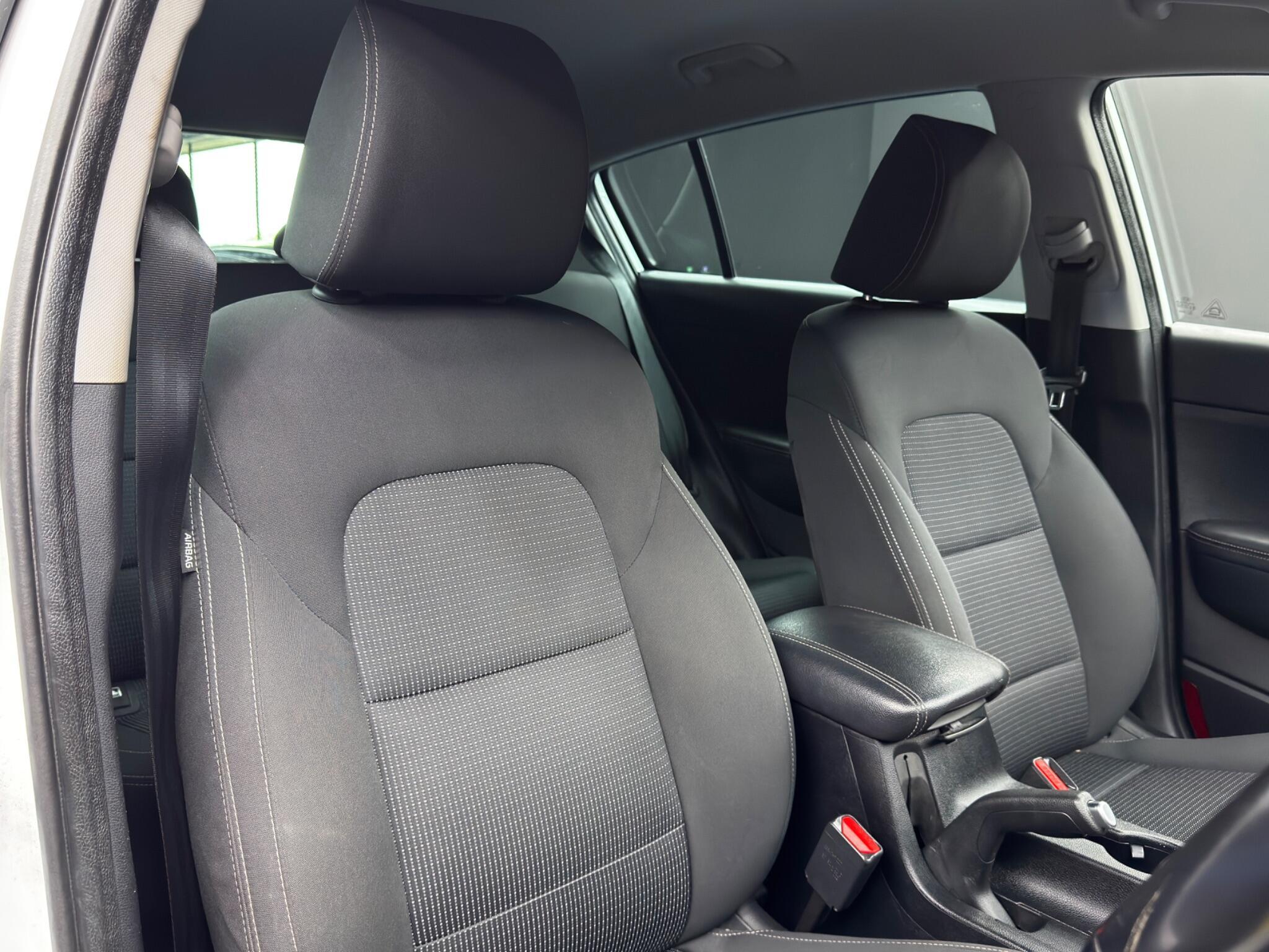 Kia Sportage - Image 12