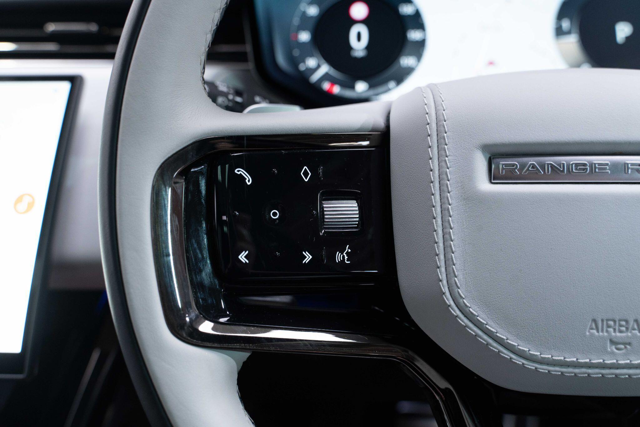 Land Rover RANGE ROVER SPORT - Image 18