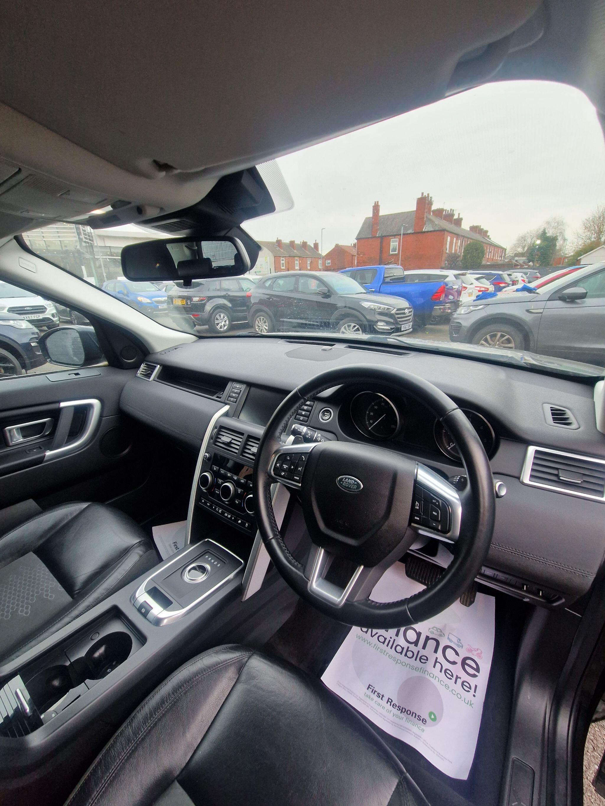 Land Rover DISCOVERY SPORT - Image 28