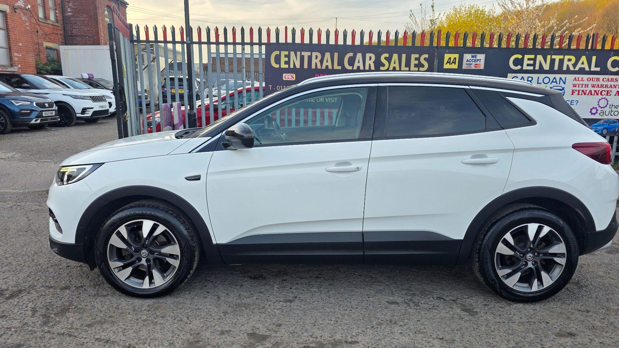 Vauxhall Grandland X - Image 13