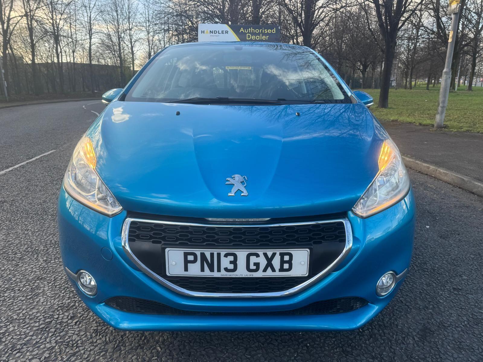 Peugeot 208 - Image 2