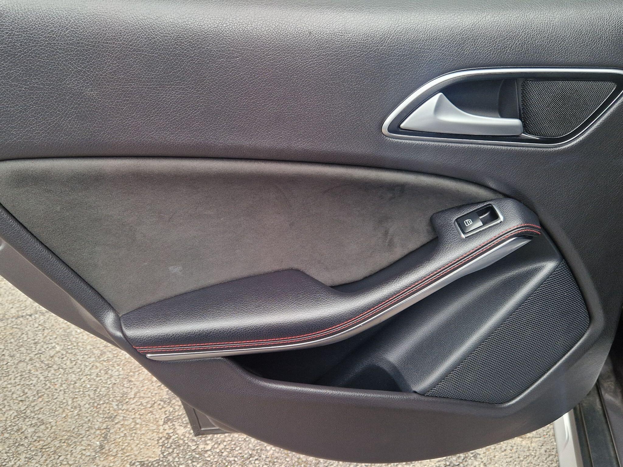 Mercedes GLA - Image 42