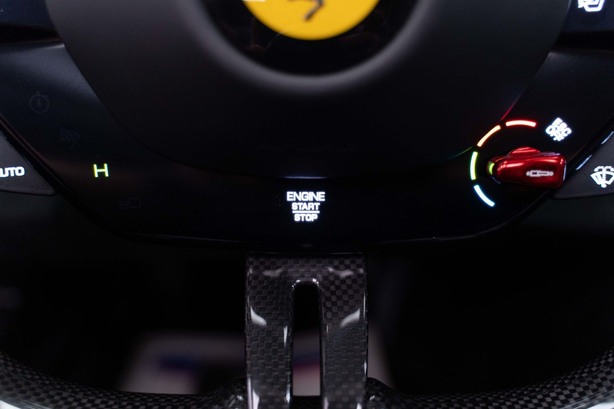 Ferrari SF90 Spider - Image 59