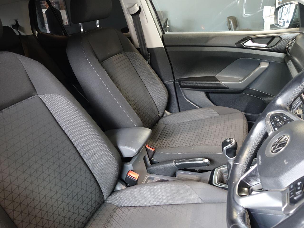Volkswagen T-Cross - Image 13