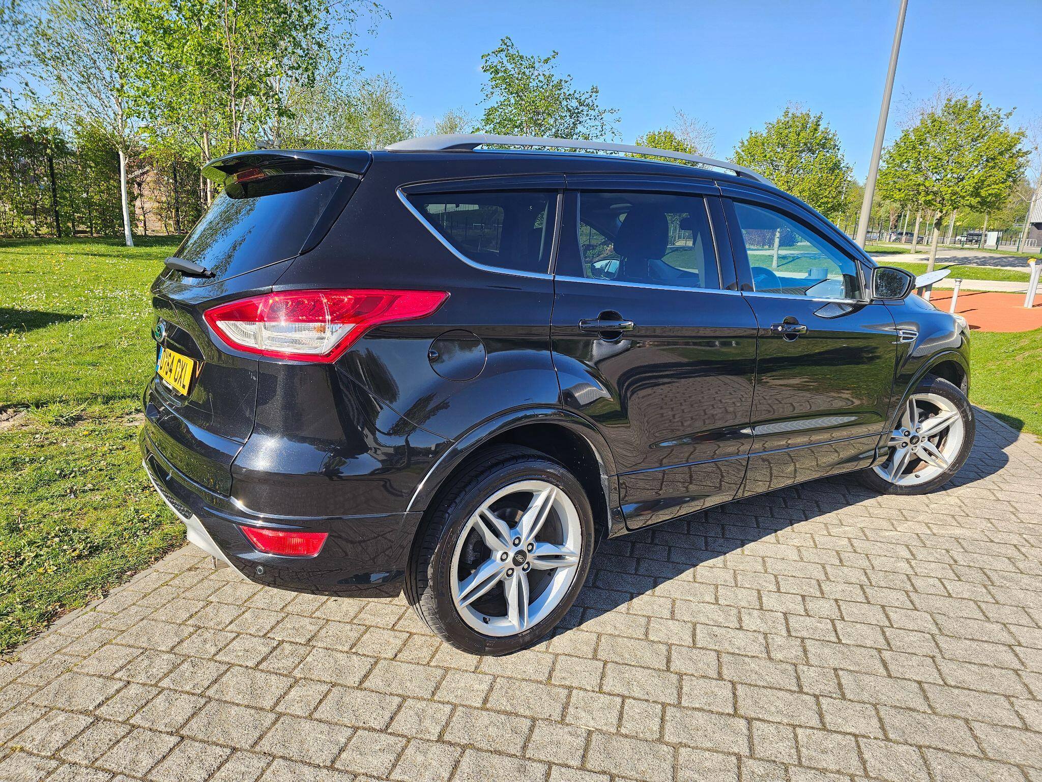 Ford Kuga - Image 12