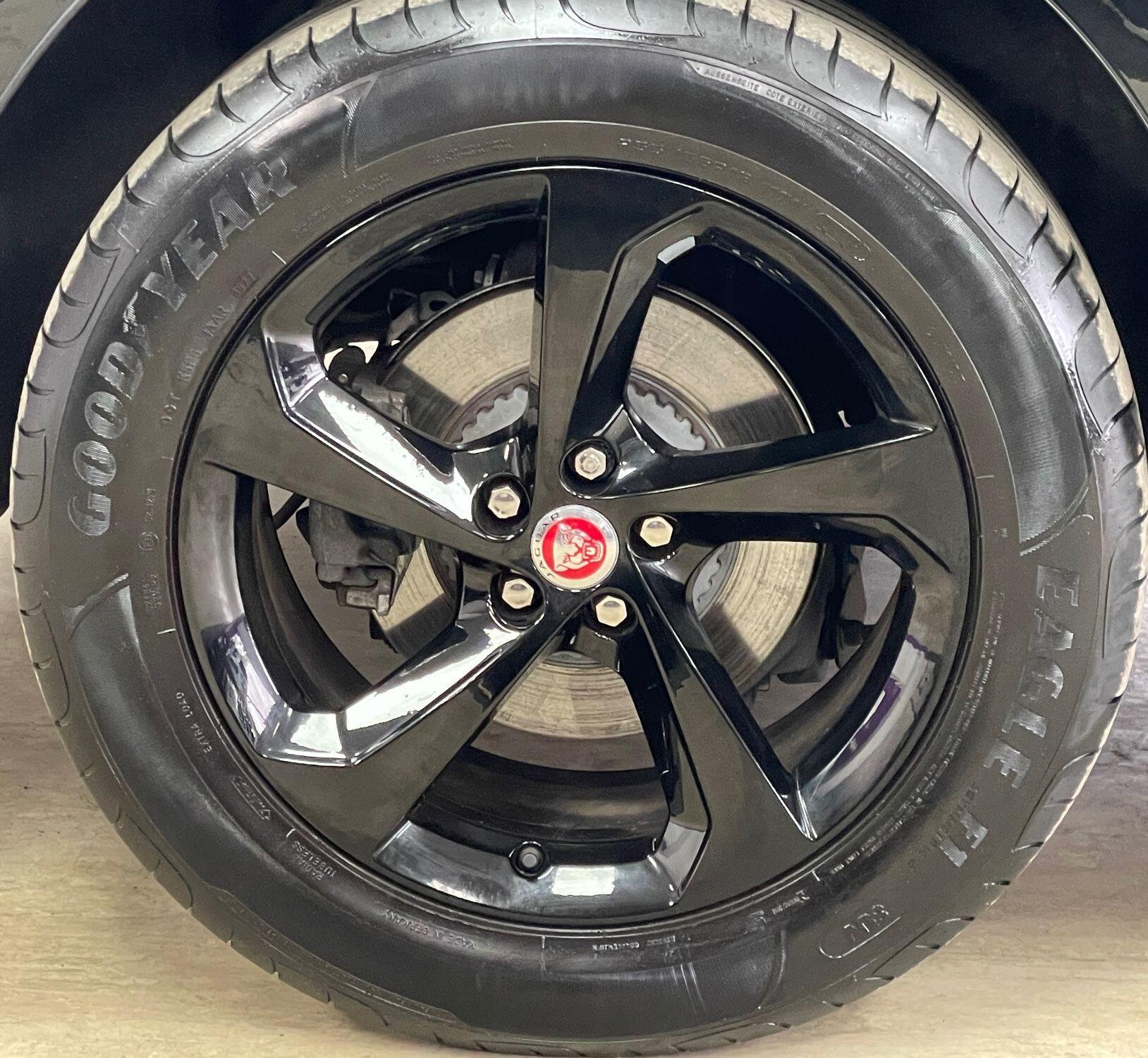Jaguar F-Pace - Image 15