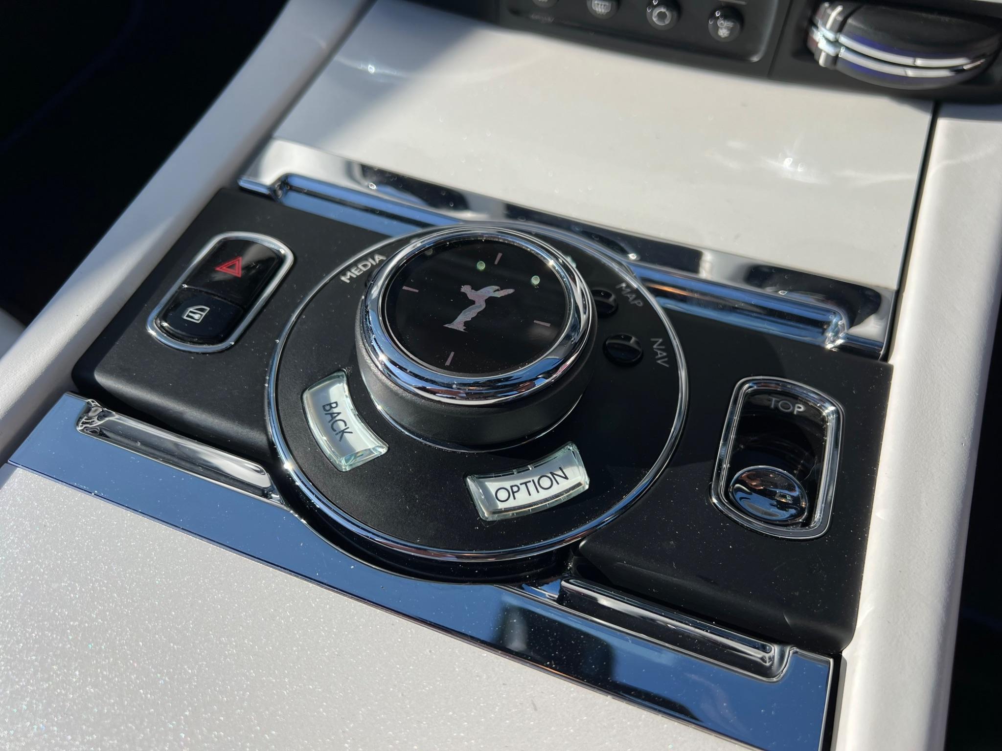 Rolls-Royce Dawn - Image 39