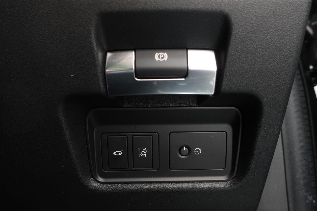 Jaguar E-Pace - Image 53