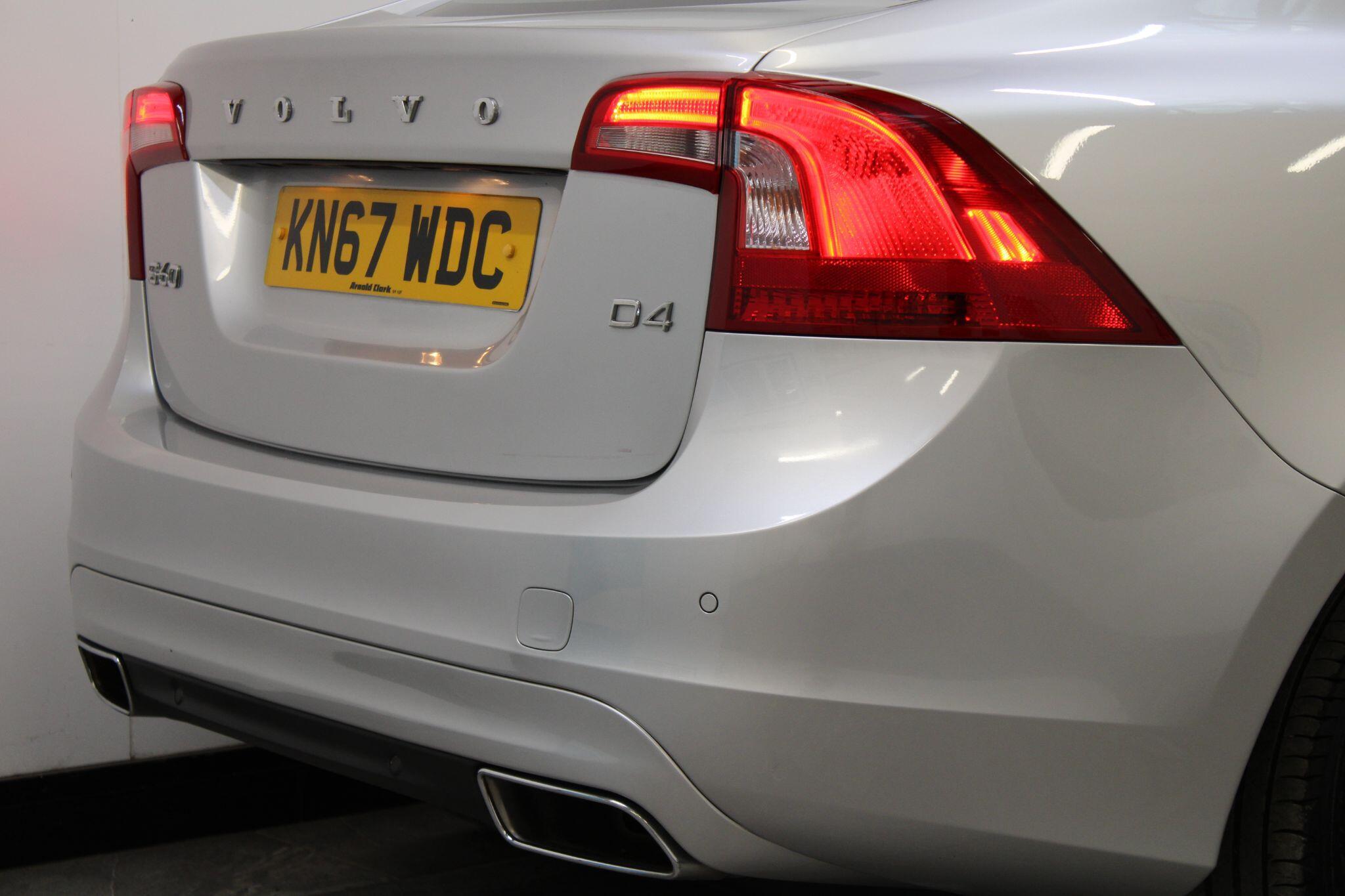 Volvo S60 - Image 11