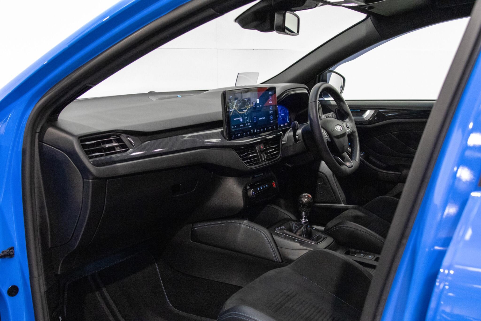 Ford Focus - Image 14