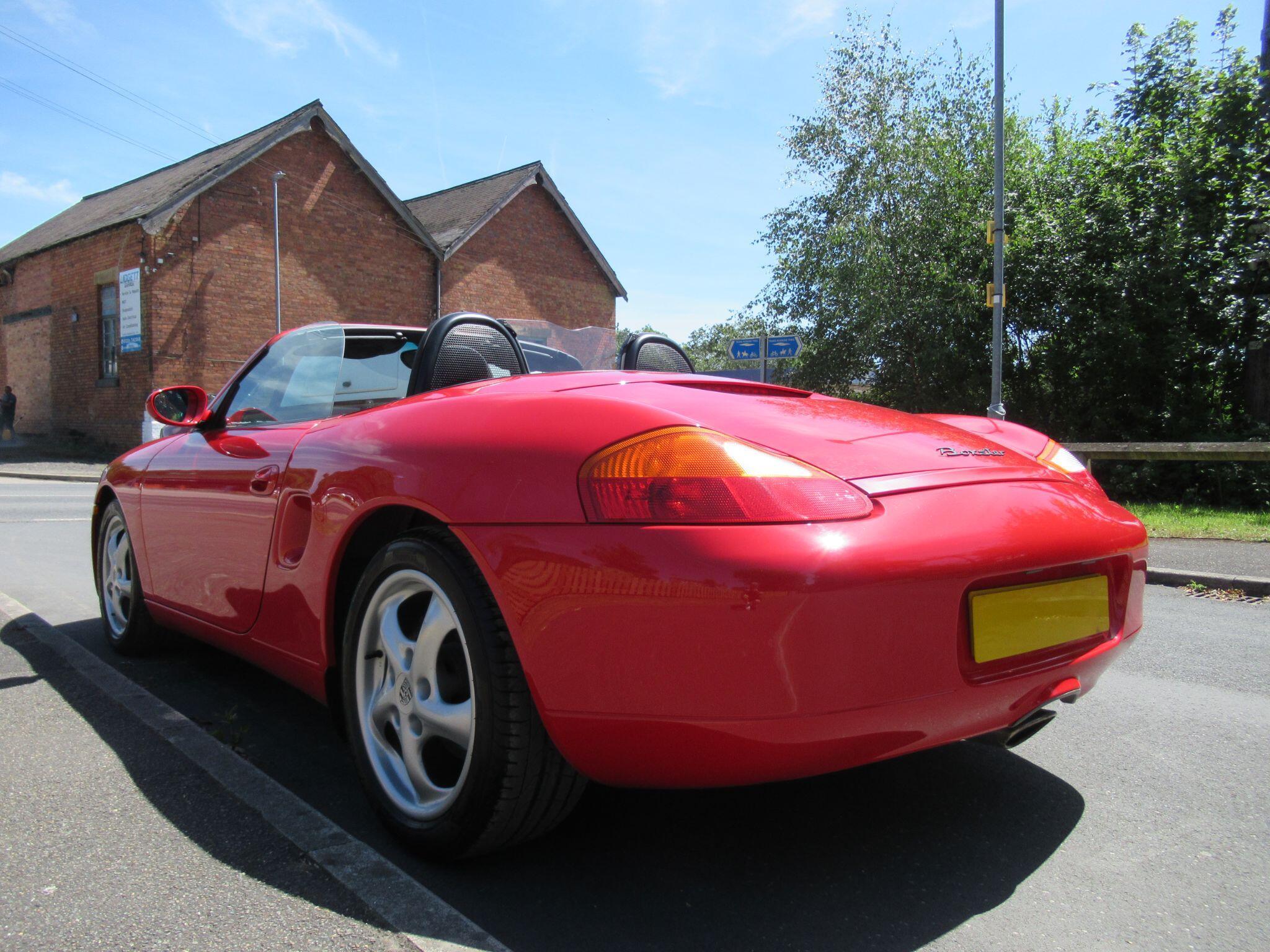 Porsche Boxster - Image 19