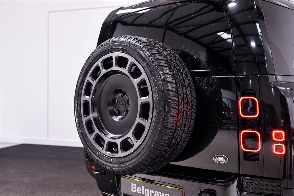 Land Rover Defender 110 - Image 19