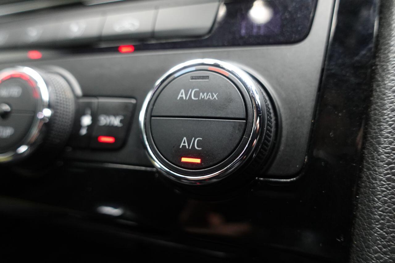 SEAT Leon - Image 31