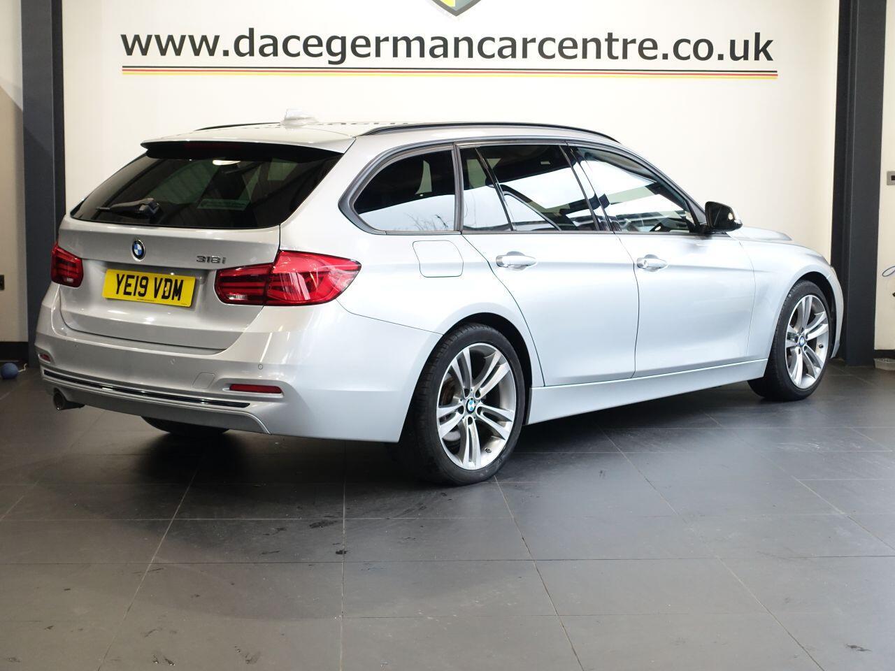 BMW 3 Series - Image 5