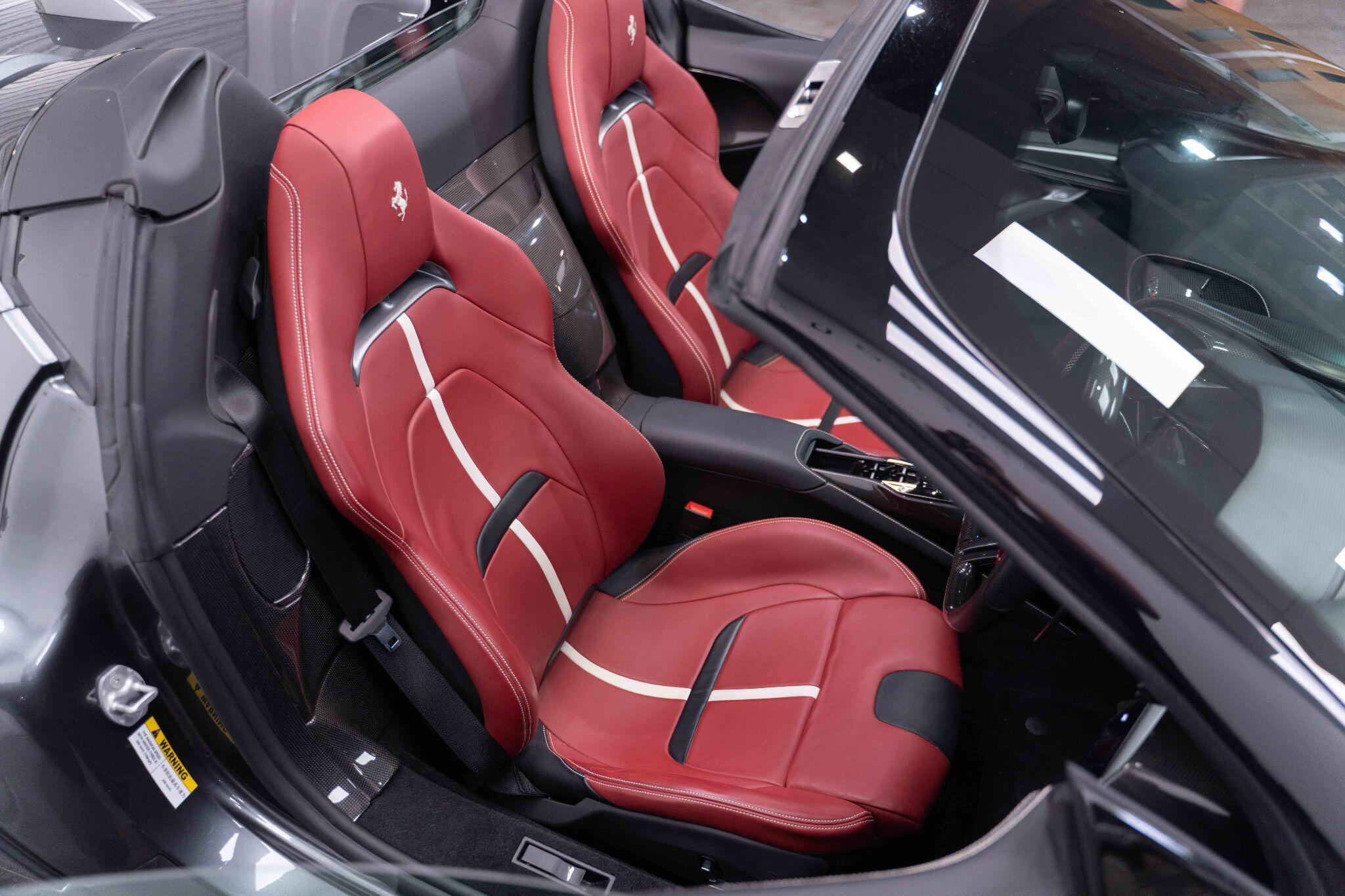 Ferrari SF90 Spider - Image 27