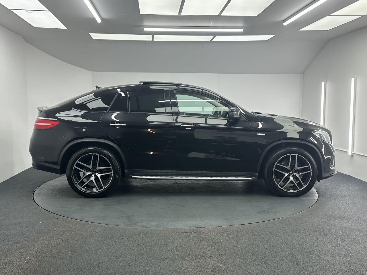 Mercedes-benz GLE - Image 16