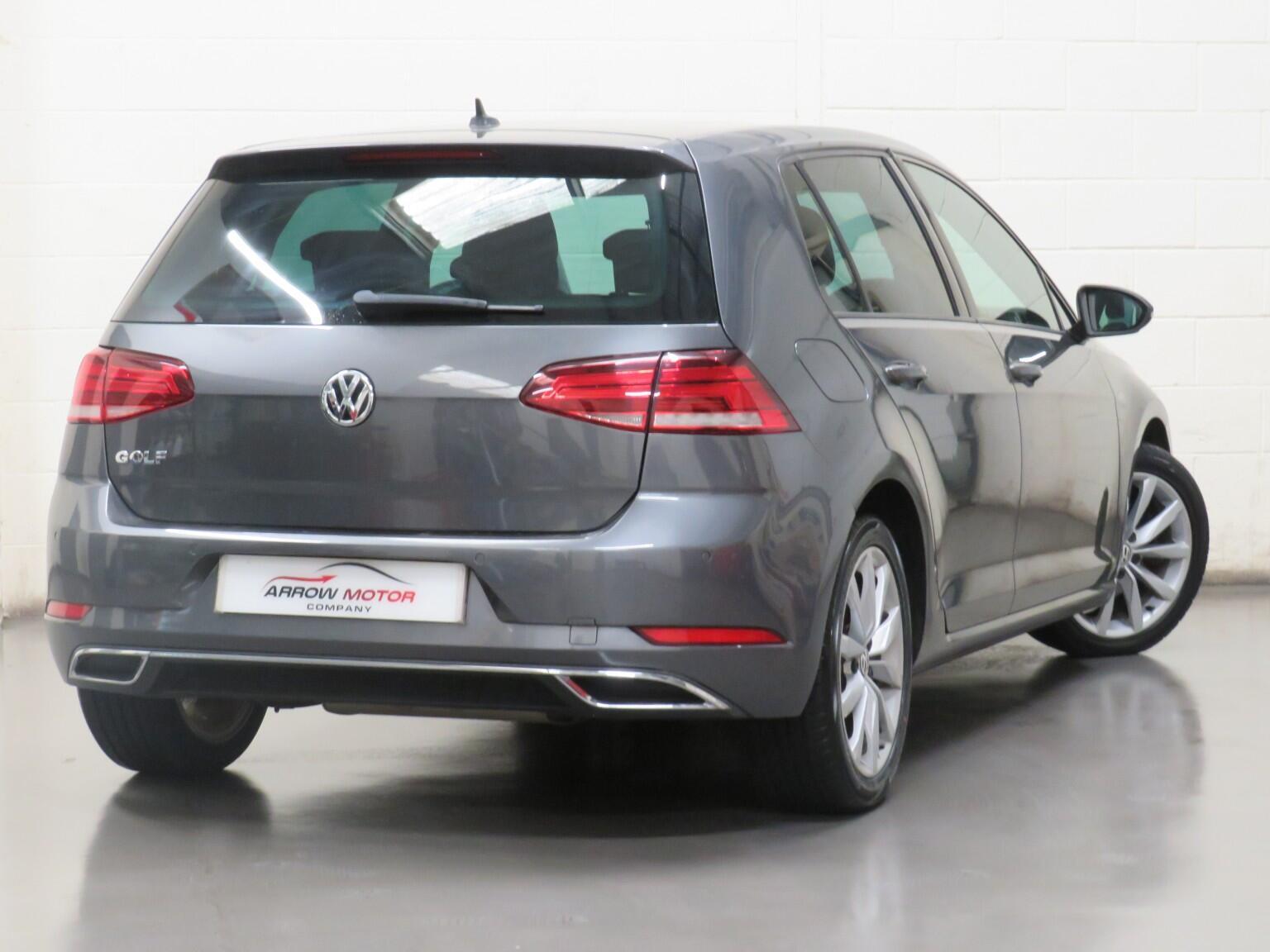 Volkswagen Golf - Image 3