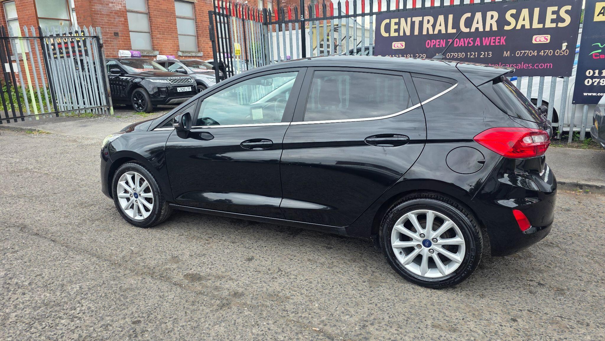 Ford Fiesta - Image 14