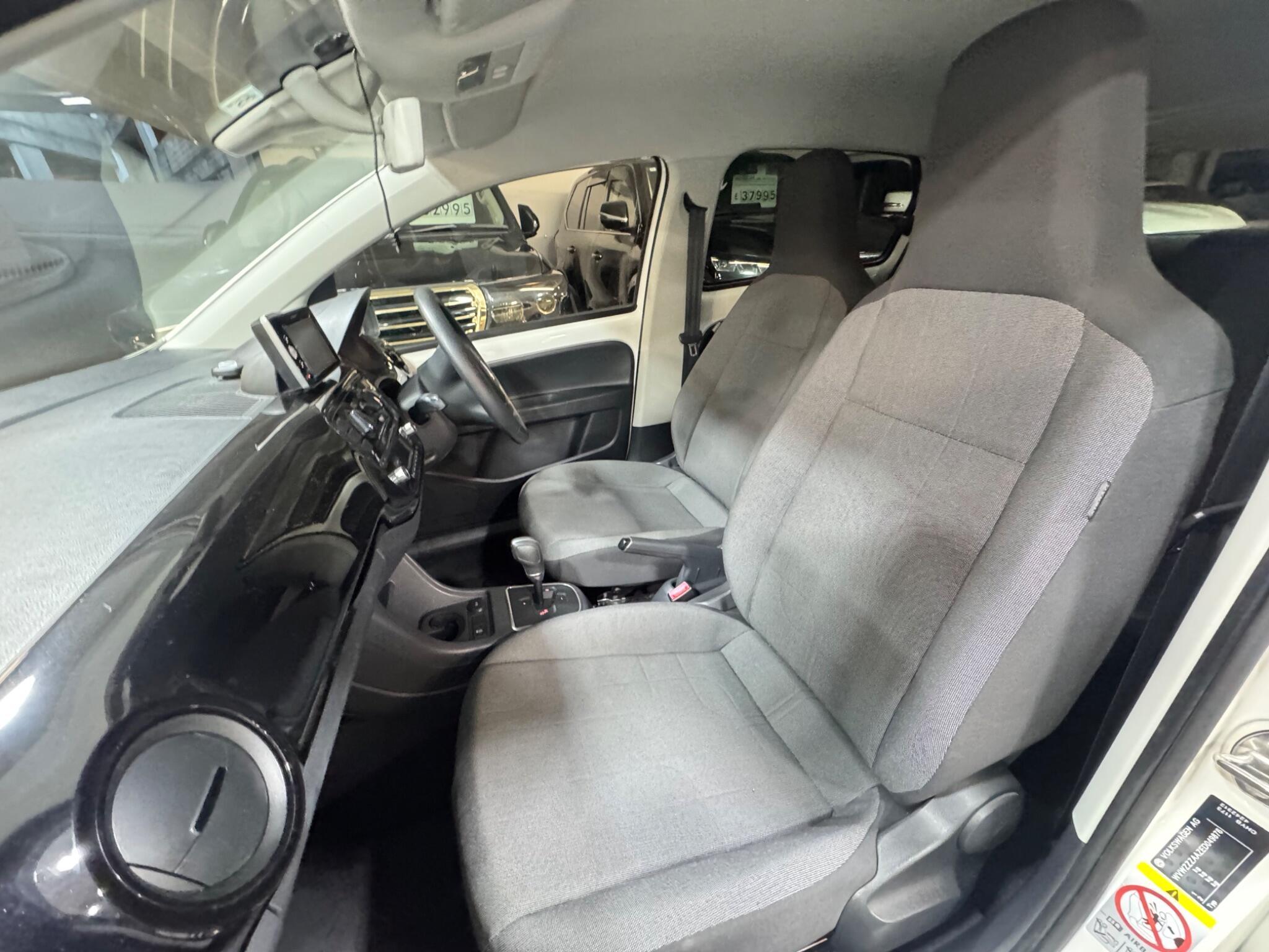 Volkswagen up! - Image 10