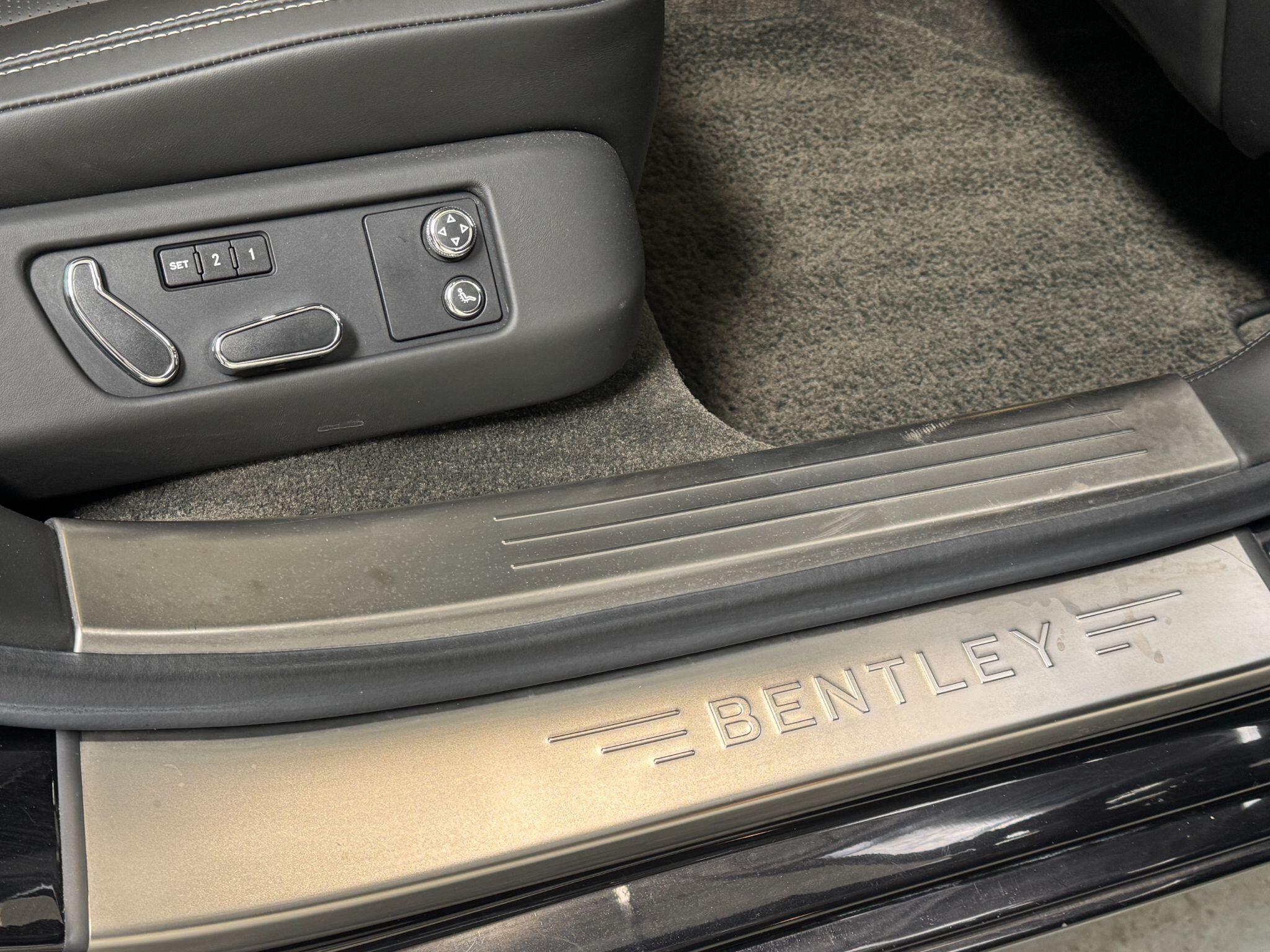 Bentley Flying Spur - Image 80