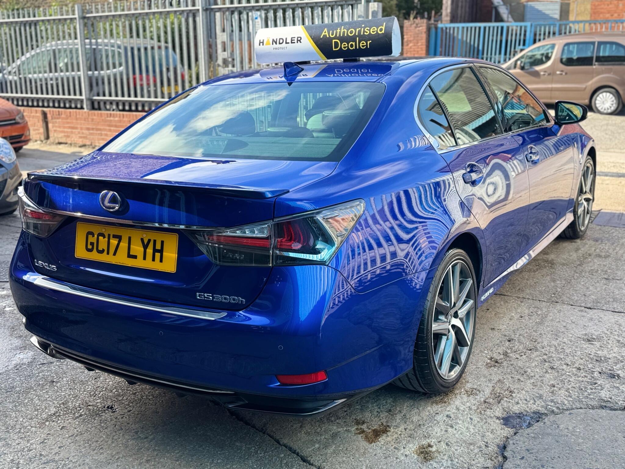 Lexus GS - Image 18