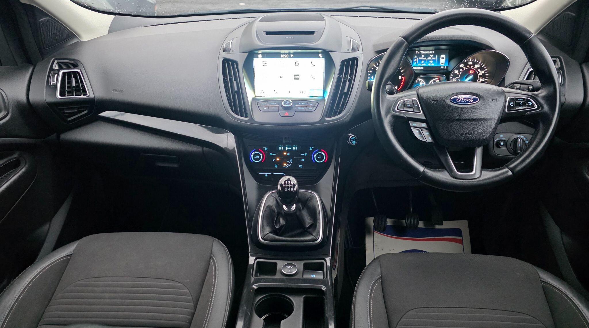 Ford Kuga - Image 21