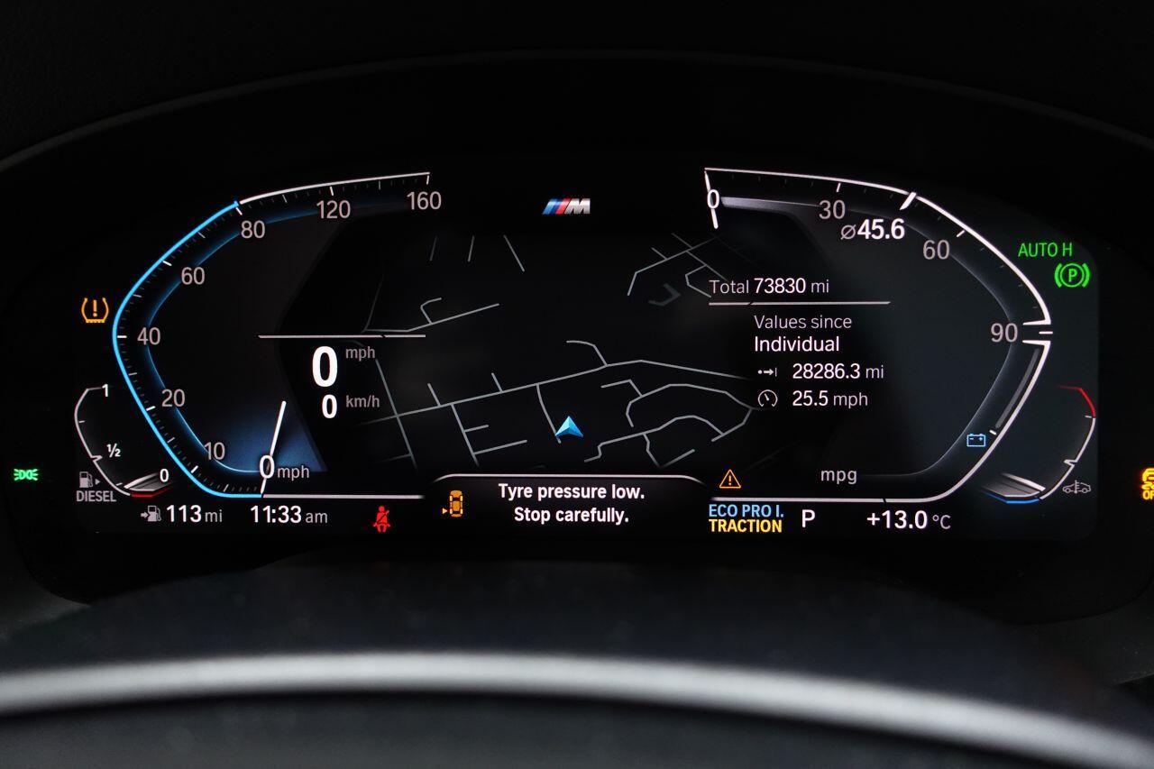 BMW 5 Series - Image 32