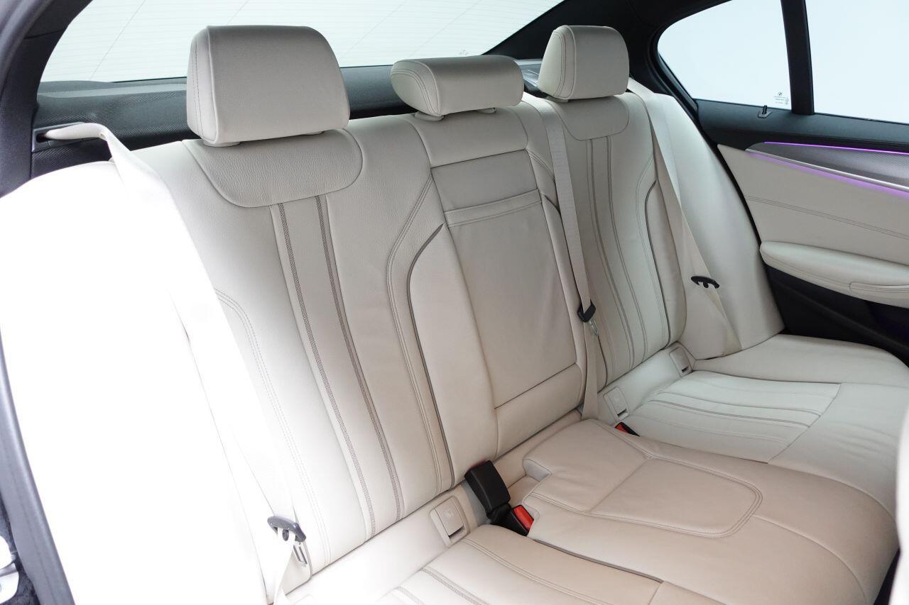 BMW 5 Series - Image 12