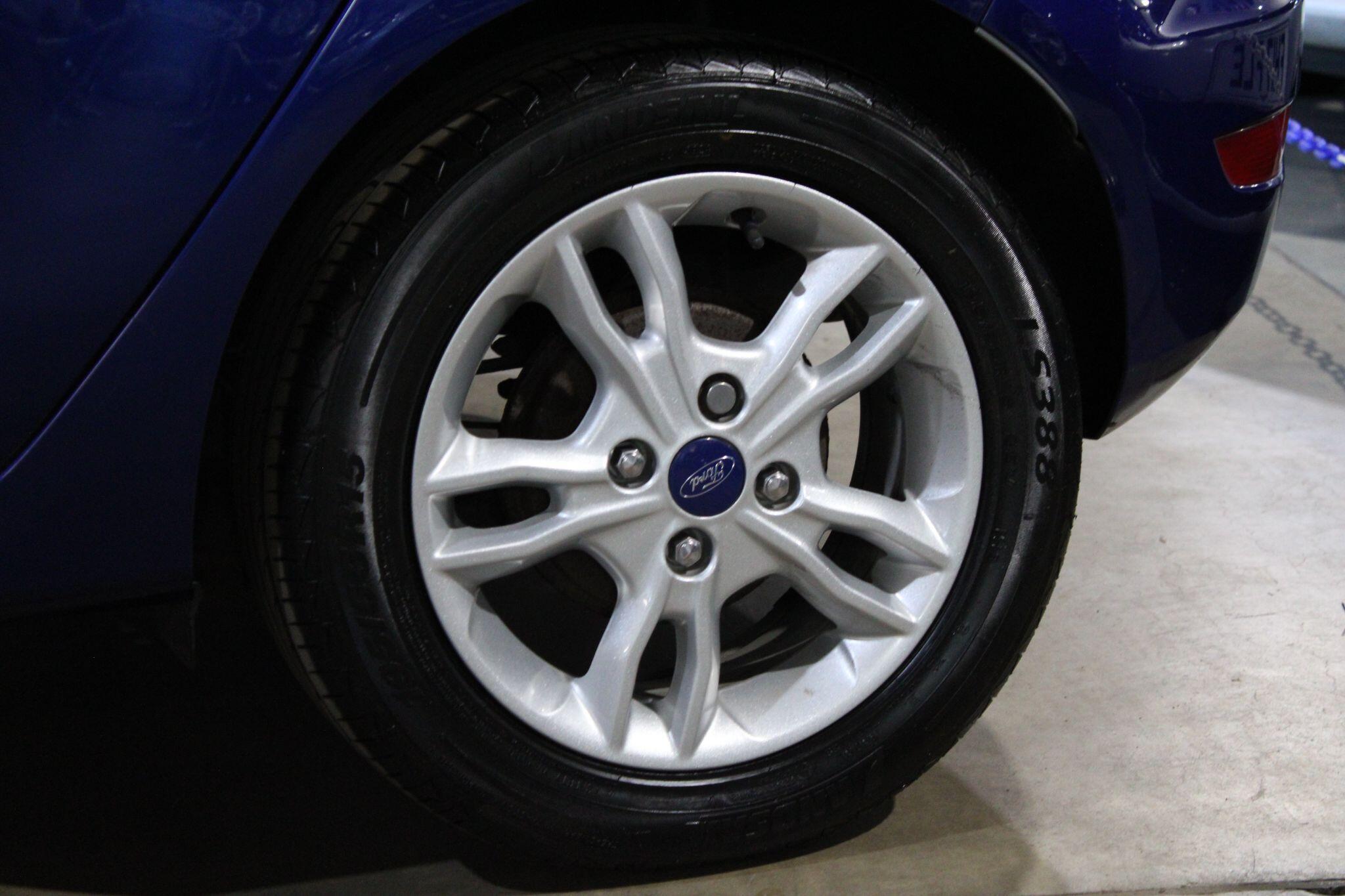Ford Fiesta - Image 27
