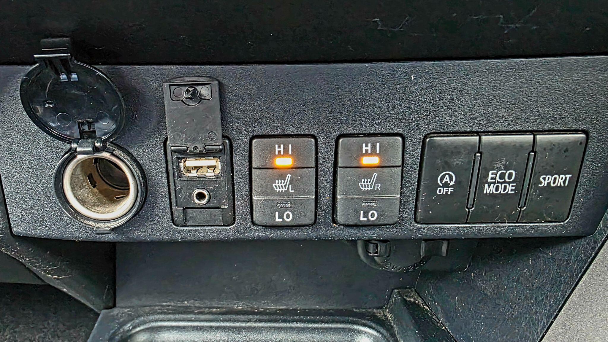 Toyota RAV4 - Image 29