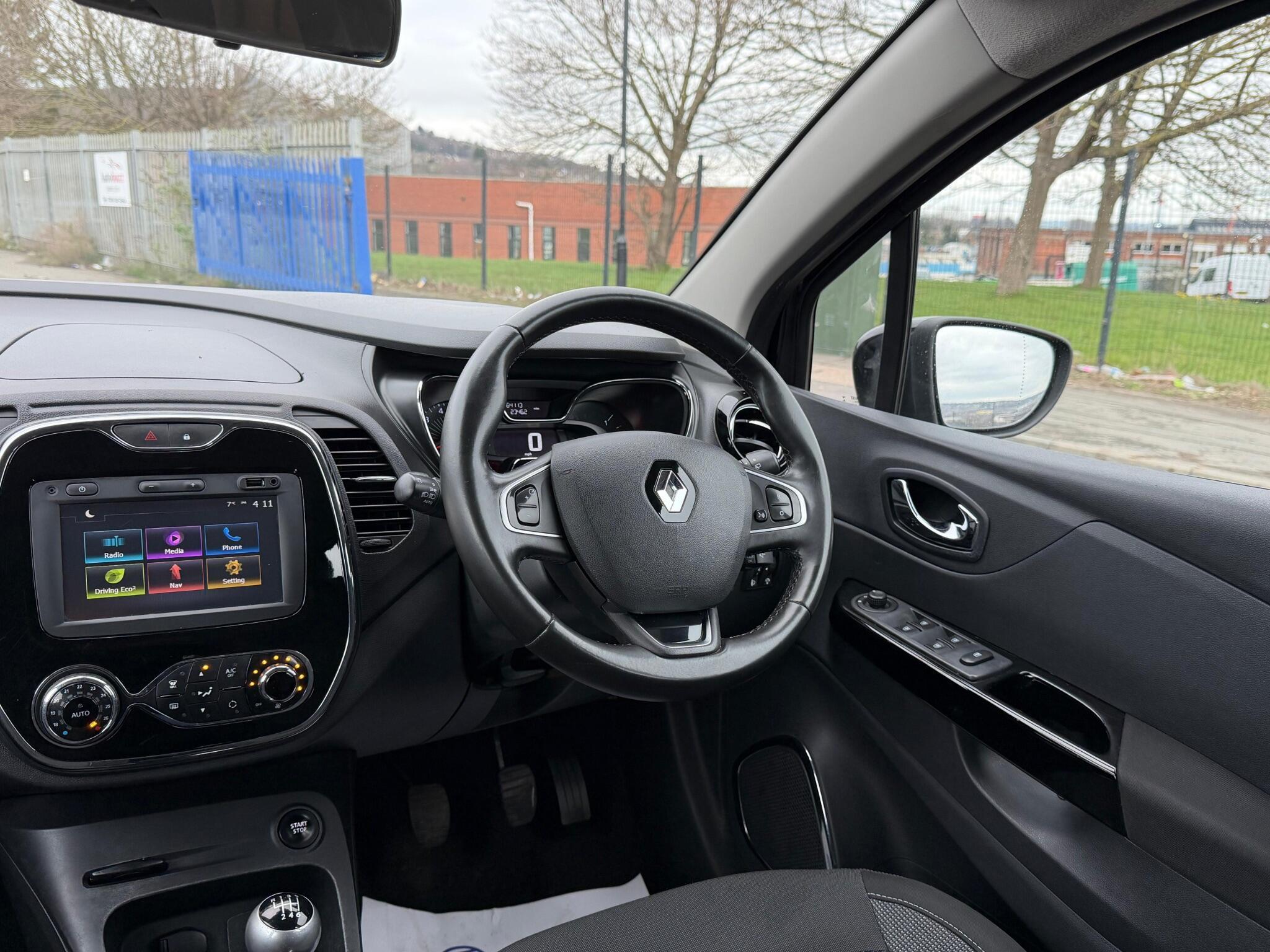 Renault Captur - Image 20