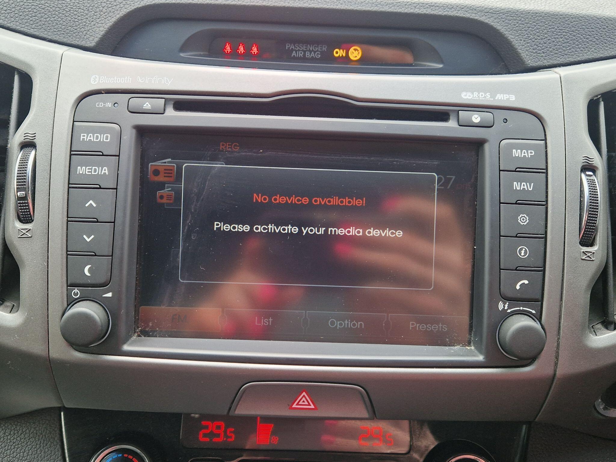 Kia Sportage - Image 40