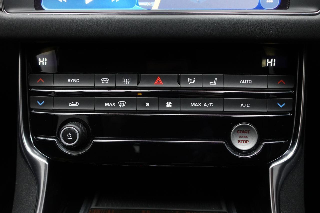 Jaguar XF - Image 39