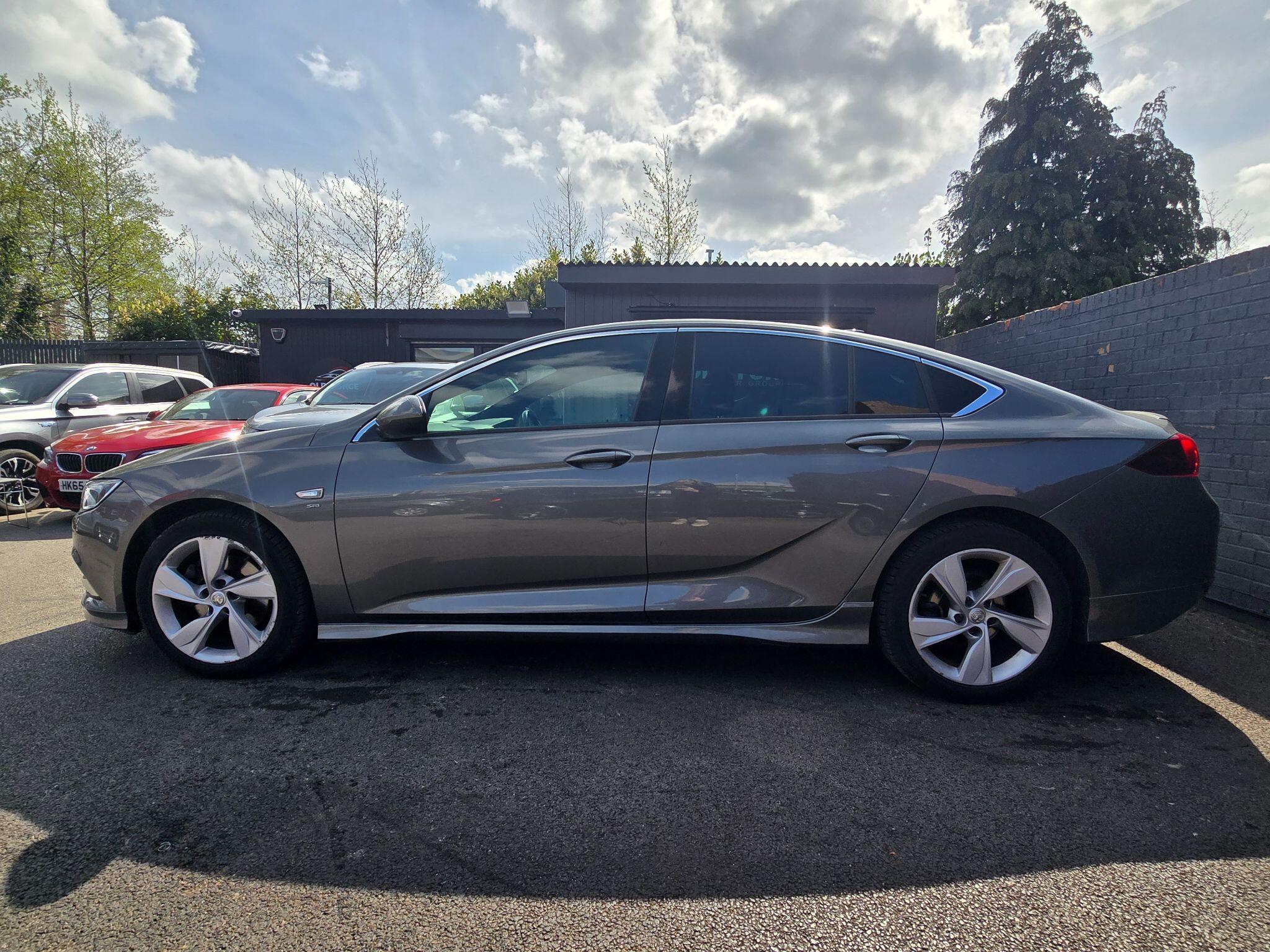 Vauxhall Insignia - Image 6