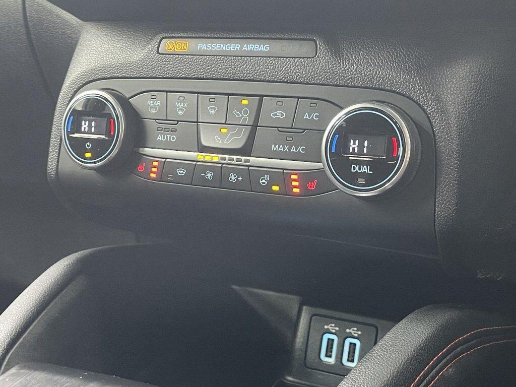 Ford Kuga - Image 44