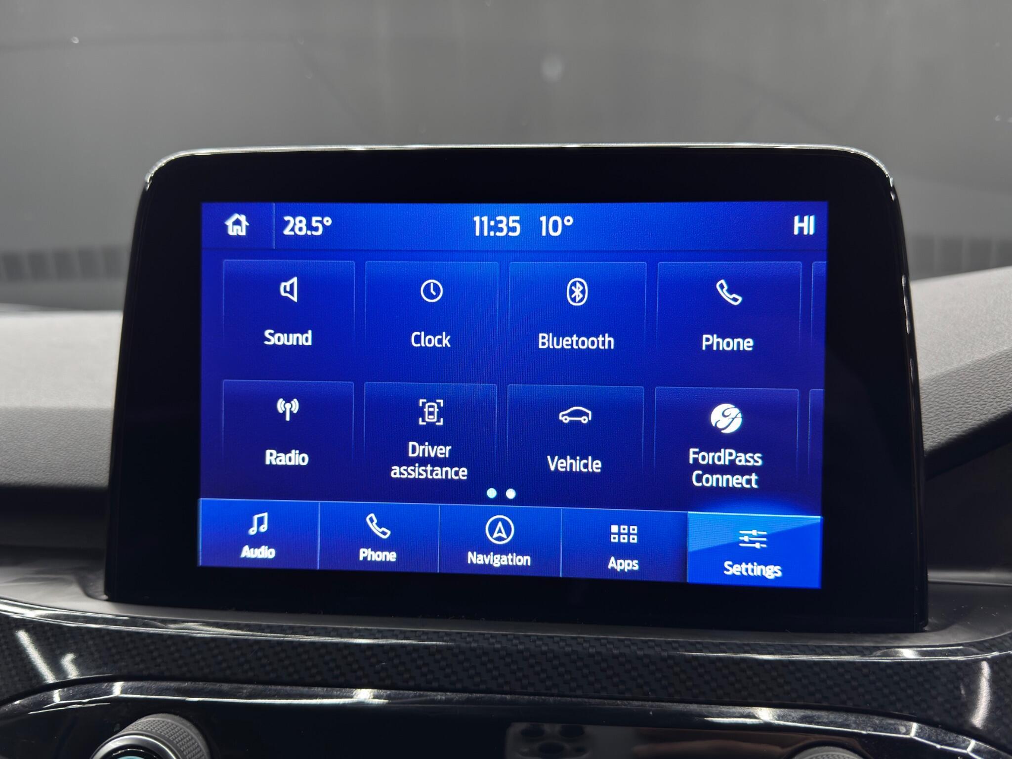 Ford Kuga - Image 35