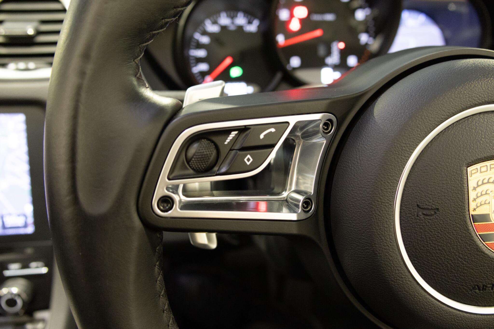 Porsche 718 Boxster - Image 23