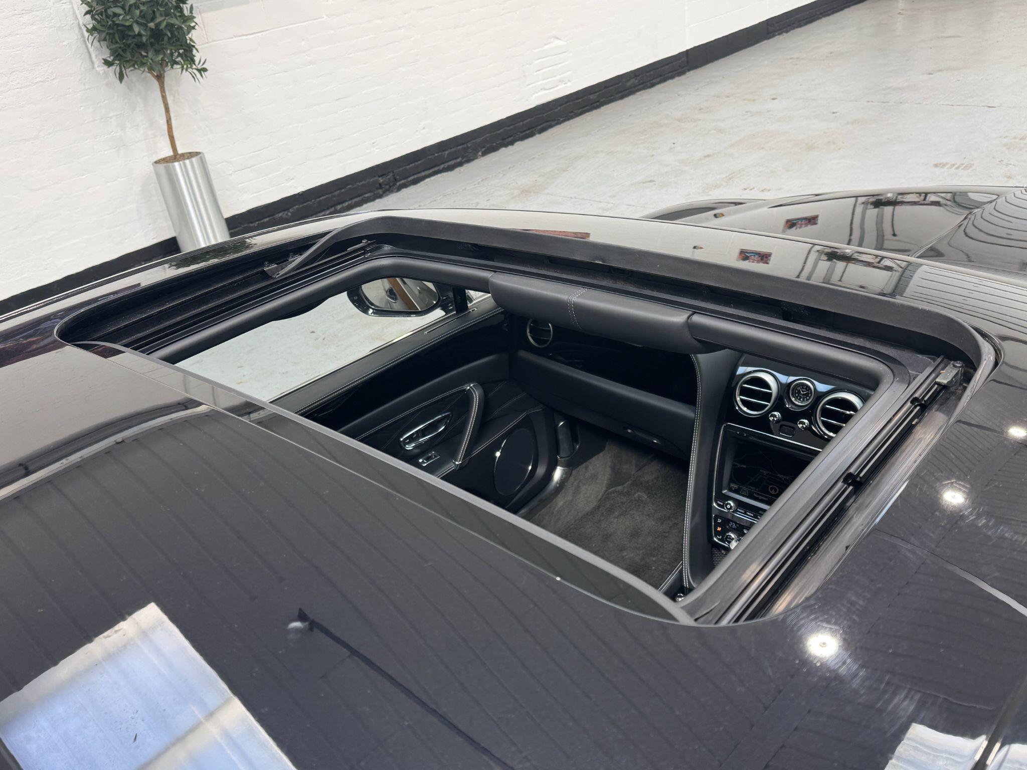 Bentley Flying Spur - Image 74