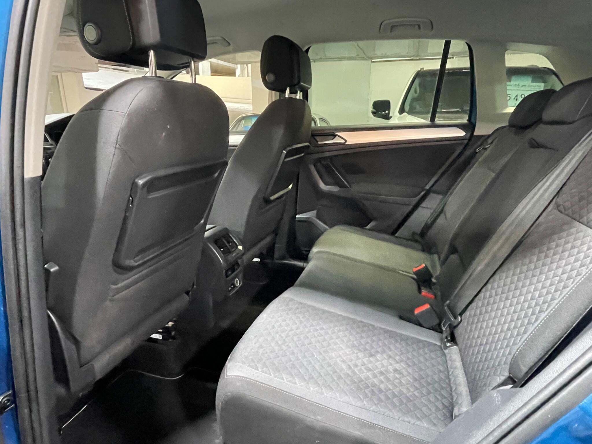 Volkswagen Tiguan - Image 12