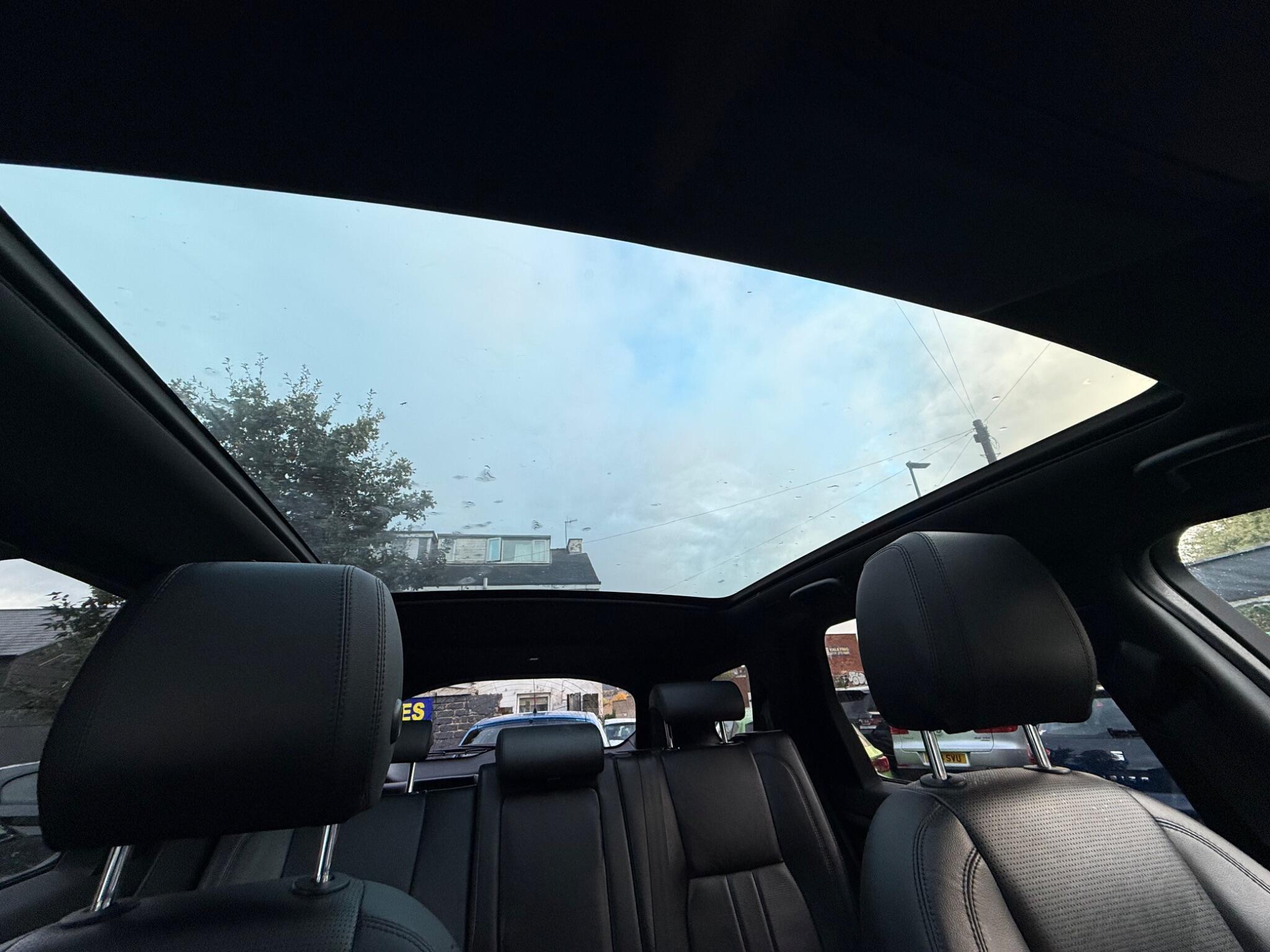 Land Rover DISCOVERY SPORT - Image 17