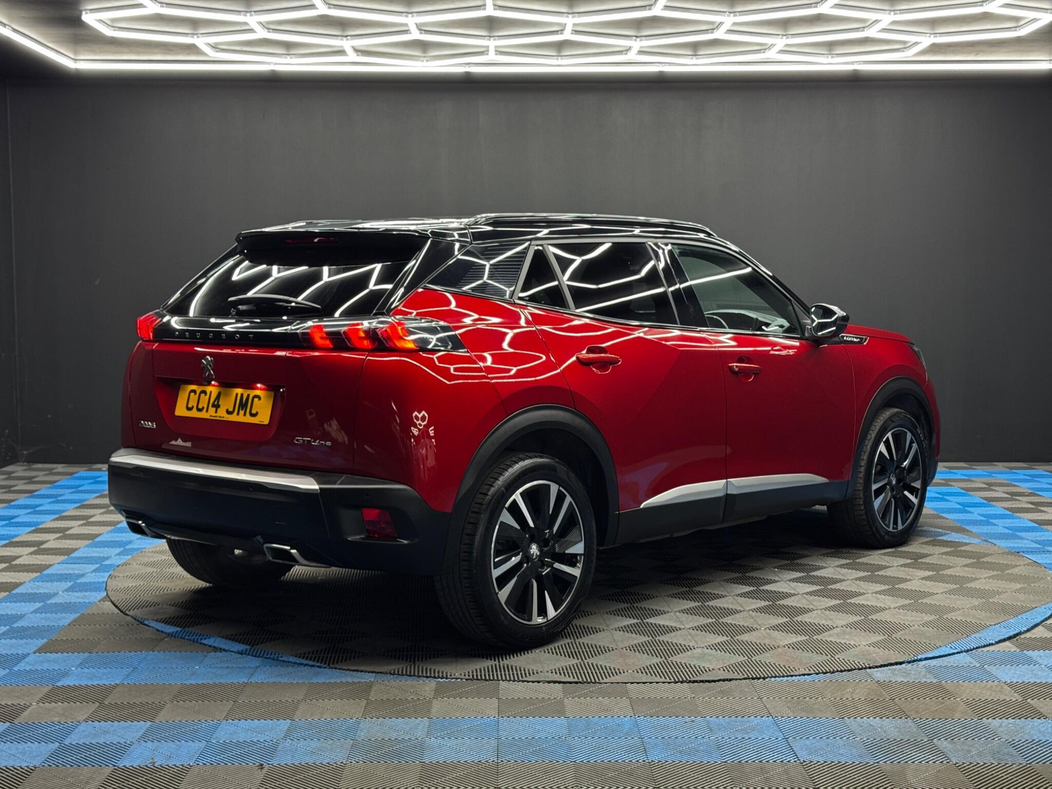 Peugeot 2008 - Image 5