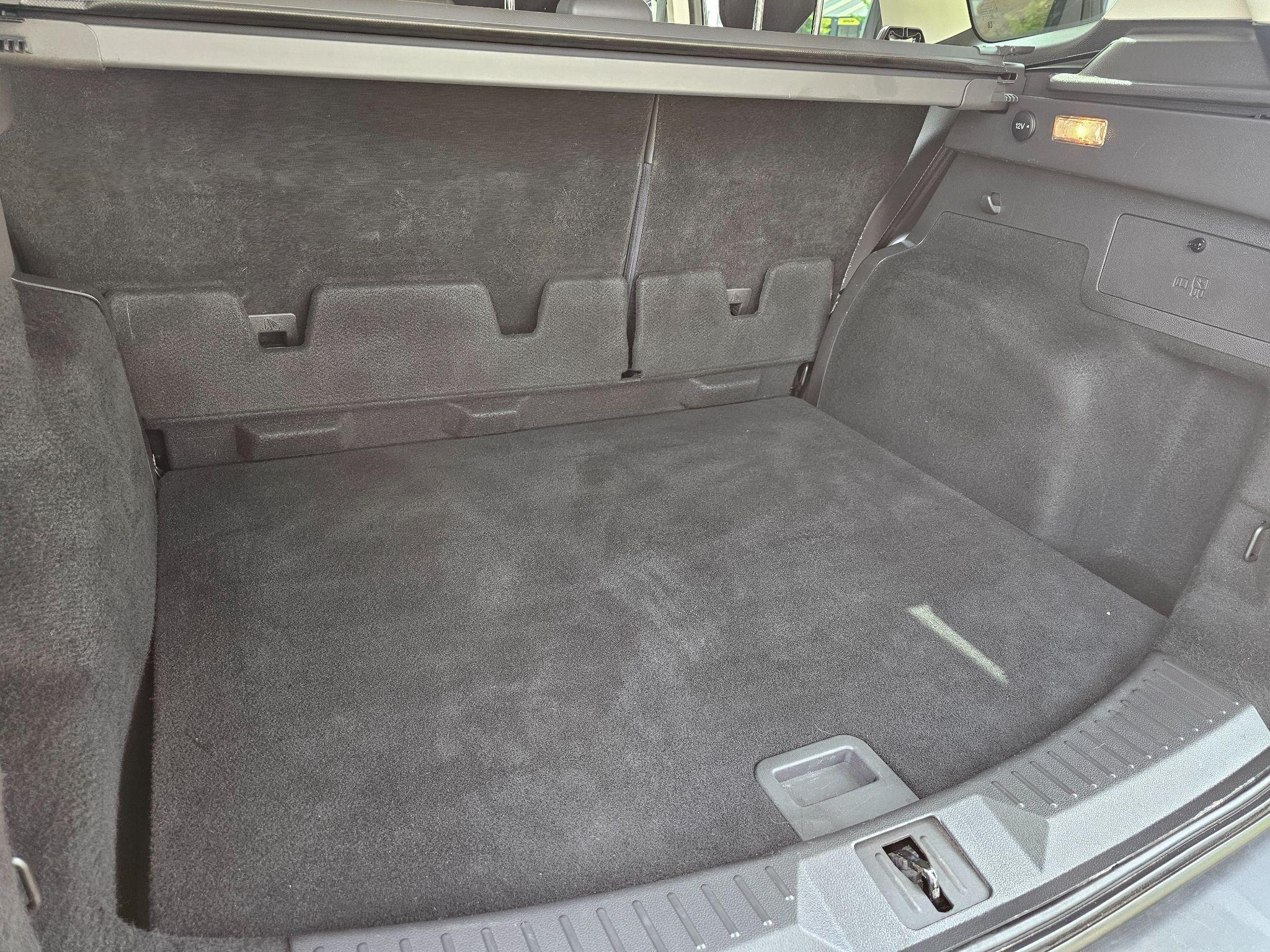 Ford Kuga - Image 14