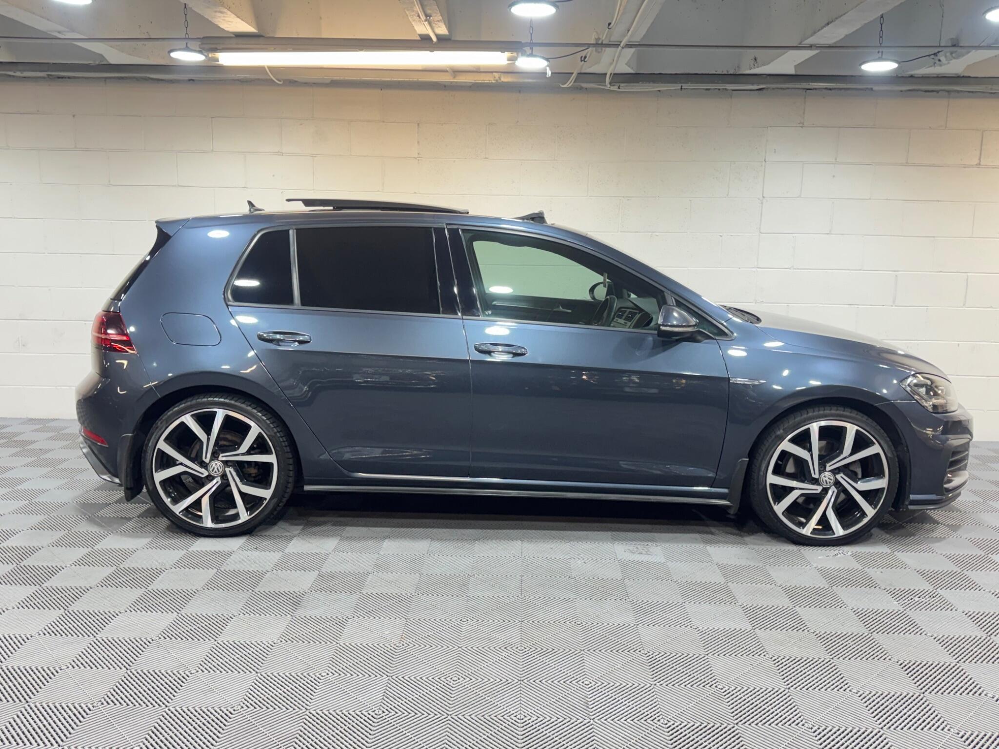 Volkswagen Golf - Image 5