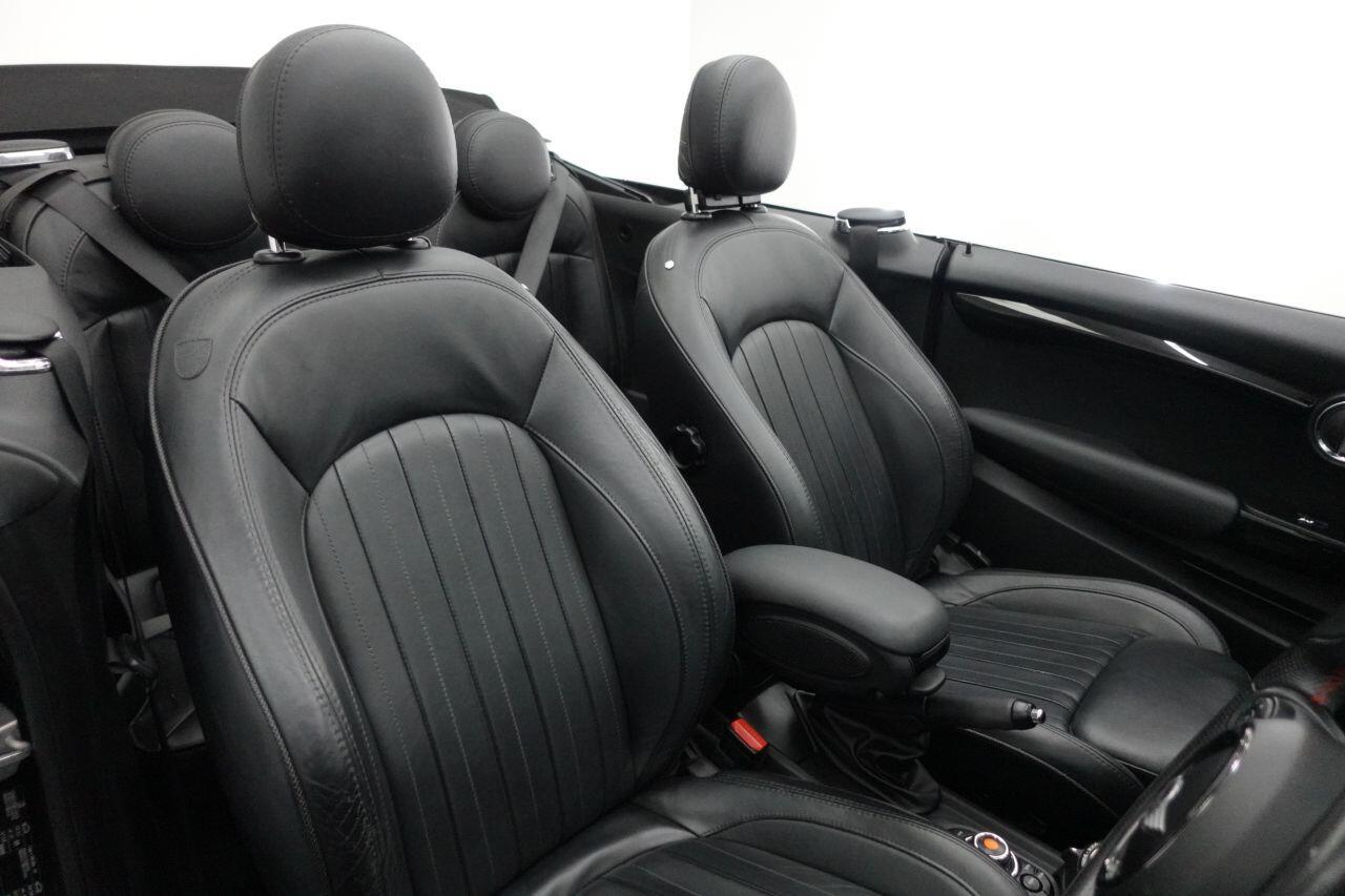 MINI Convertible - Image 3