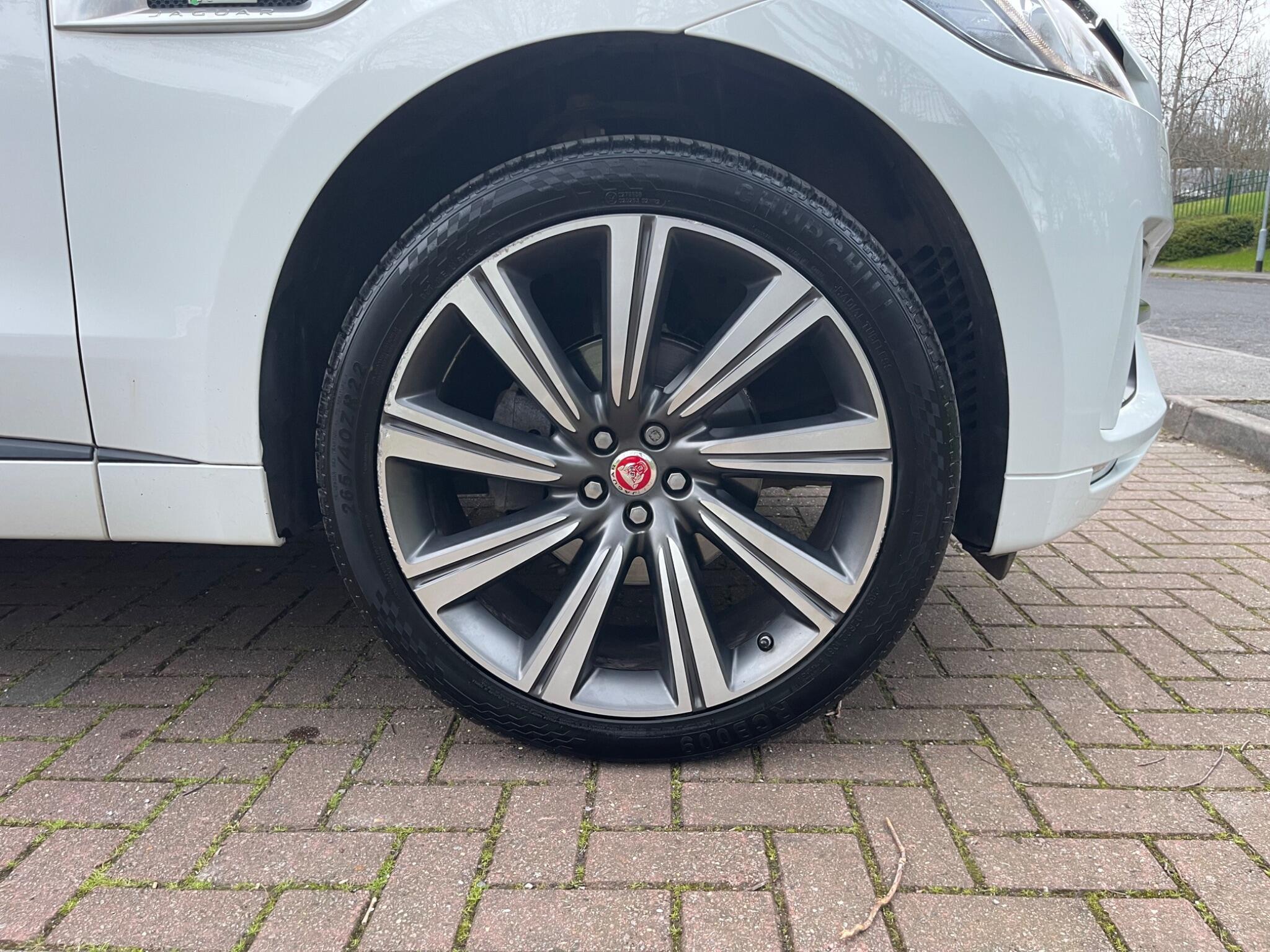 Jaguar F-Pace - Image 31