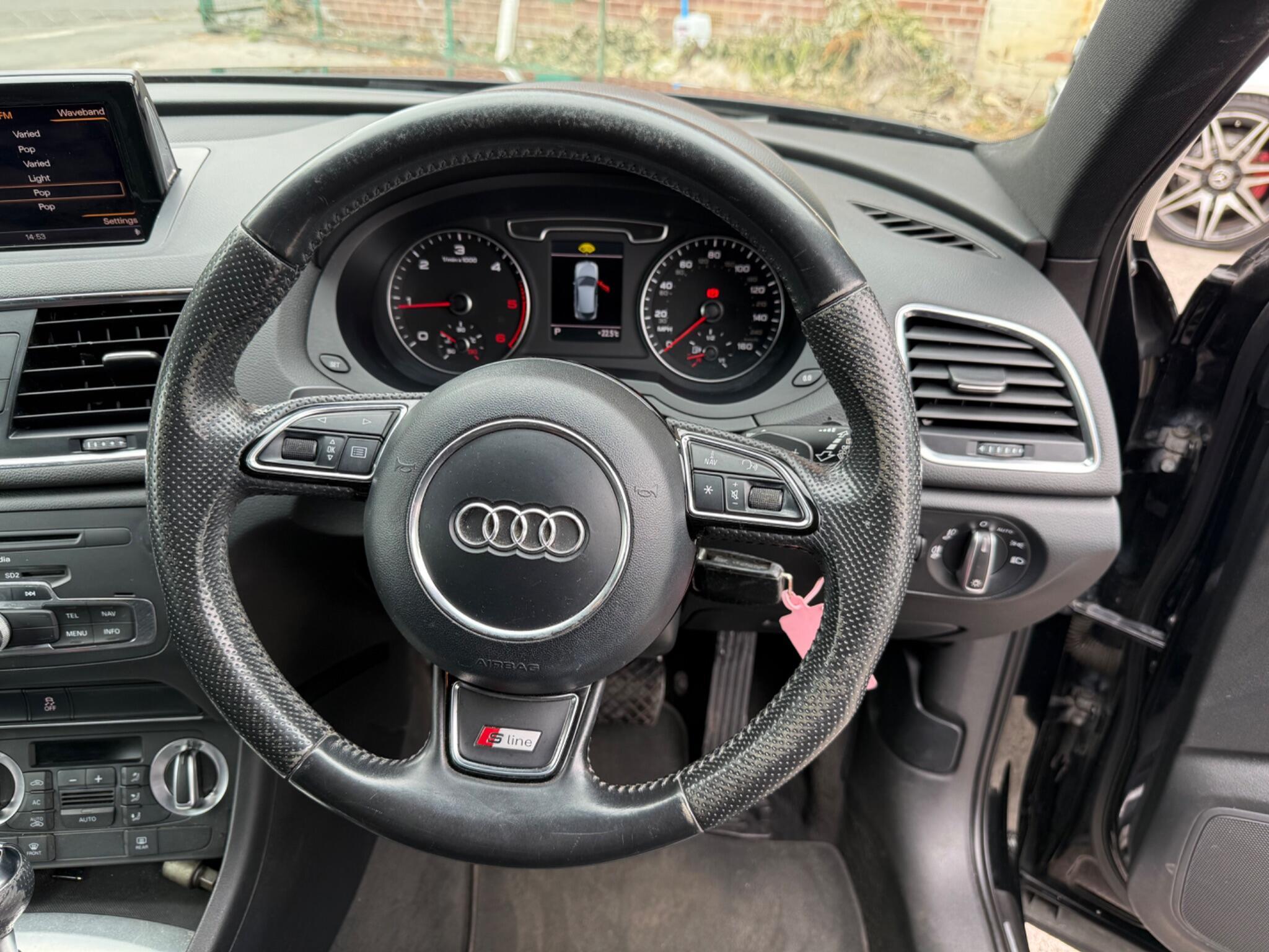 Audi Q3 - Image 19